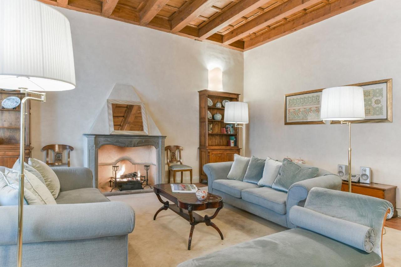 Apartamento Pontormo With Fireplace In Oltrarno