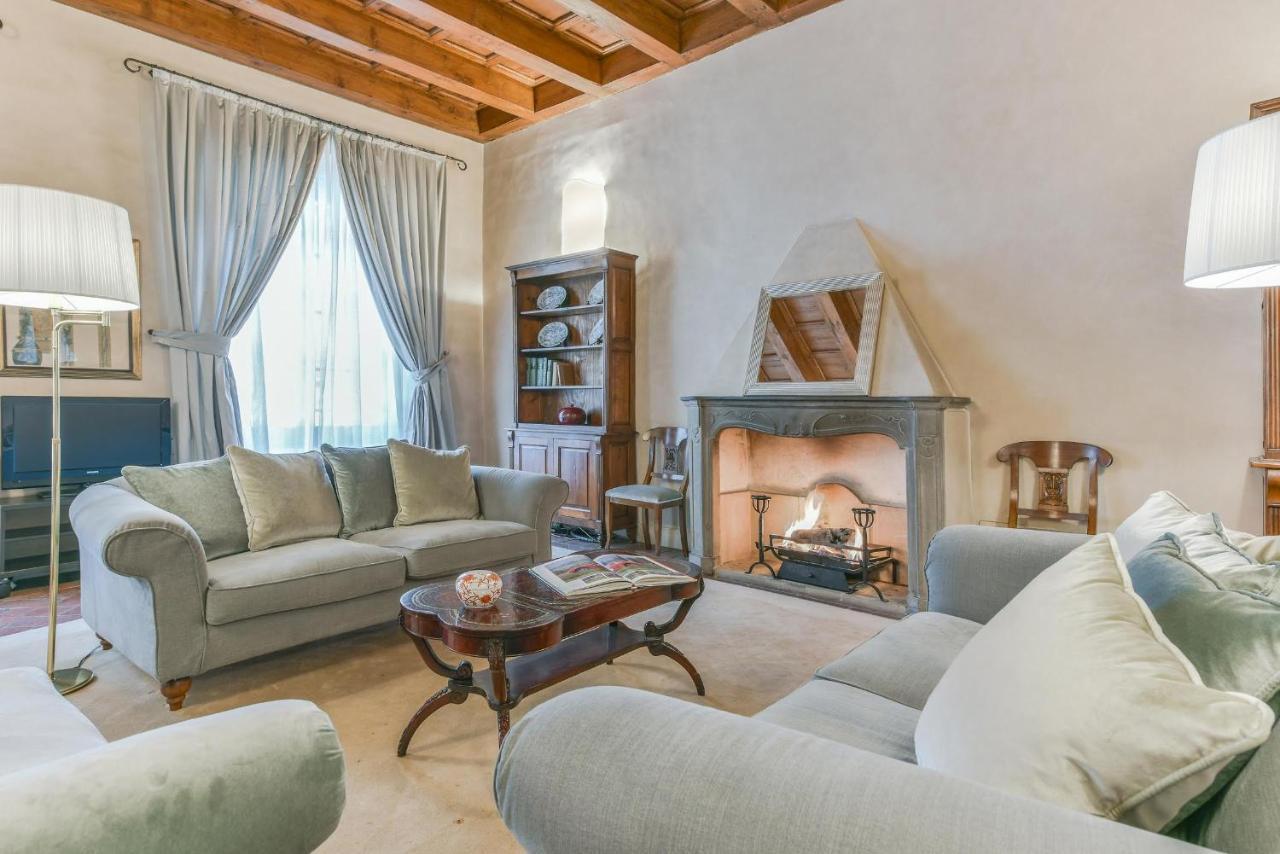 Apartamento Pontormo With Fireplace In Oltrarno