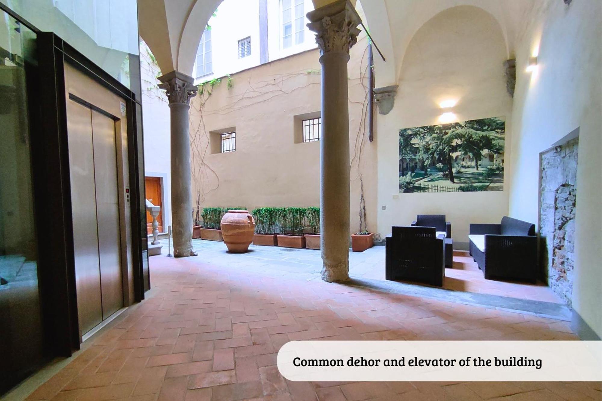 Pontormo With Fireplace In Oltrarno Apartamento